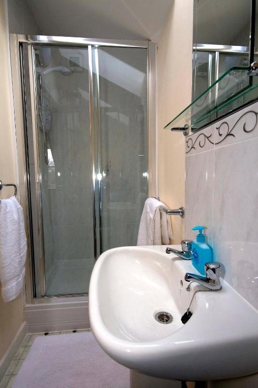 The Farm Burscough Villa Room photo